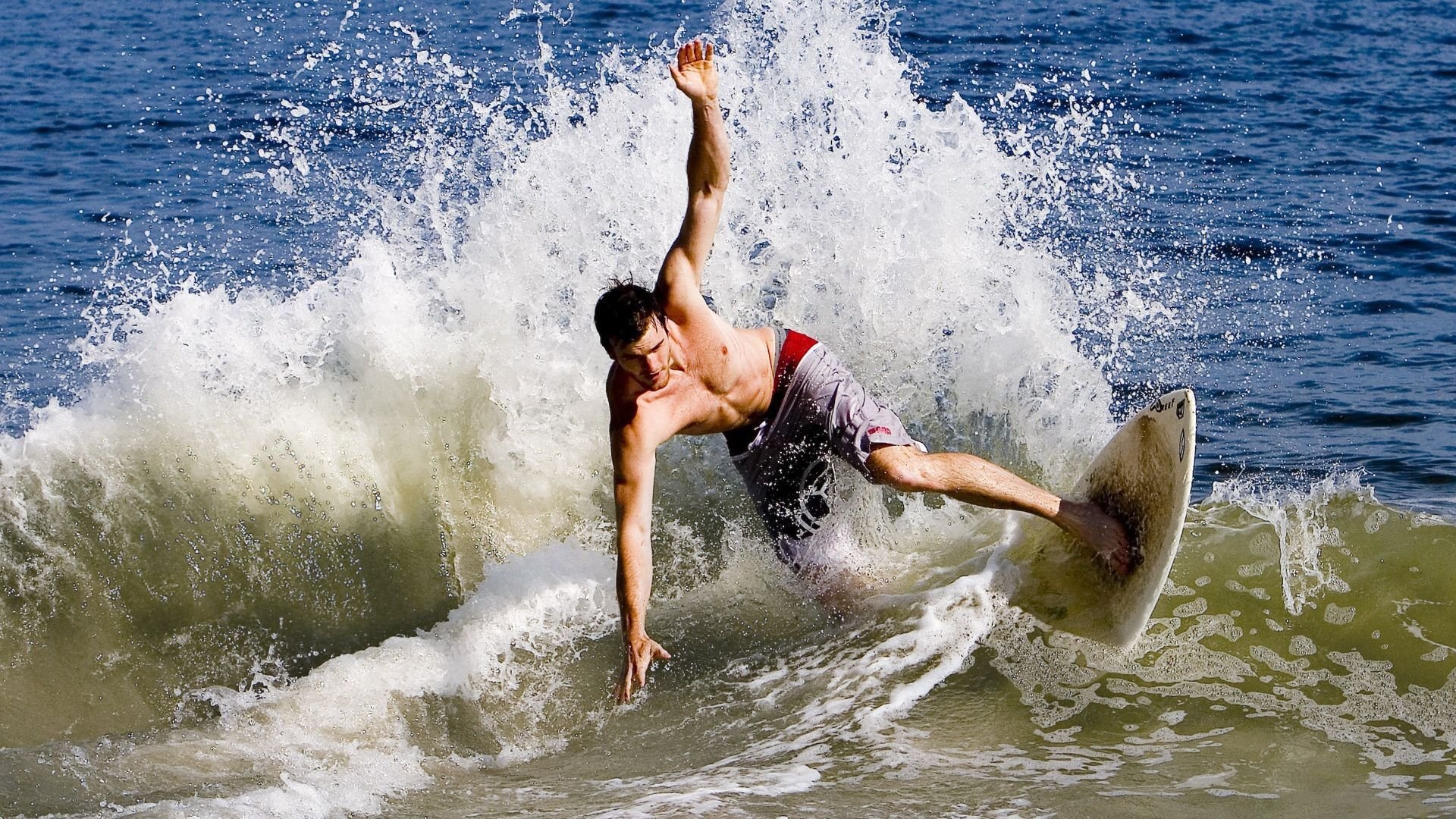 开云体育APP下载-万乐天精准起跳成赛场亮点，万乐游乐