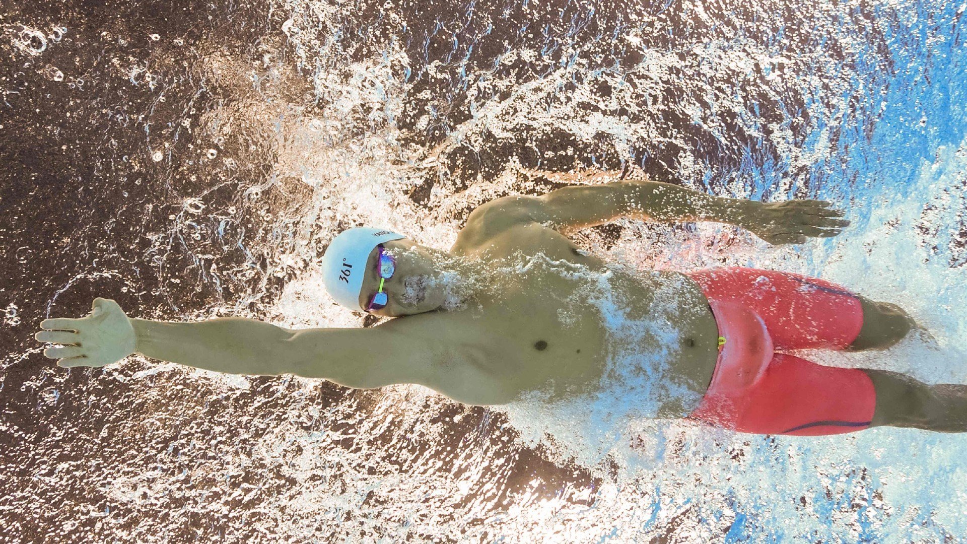 卡特教练》的锁门事件:不上课不比赛,卡特教练richmond